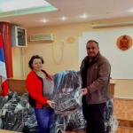 СВЕЧАНА ДОДЕЛА АУТОСЕДИШТА ЗА ДЕЦУ