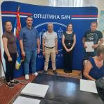 УРУЧЕНИ УГОВОРИ ЗА КУПОВИНУ ПАКЕТА ГРАЂЕВИНСКОГ МАТЕРИЈАЛА