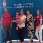 ДОДЕЛА СРЕДСТАВА ЗА СЕОСКЕ КУЋЕ СА ОКУЋНИЦОМ